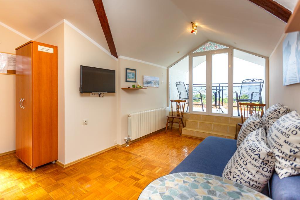 Elizabet Apartment