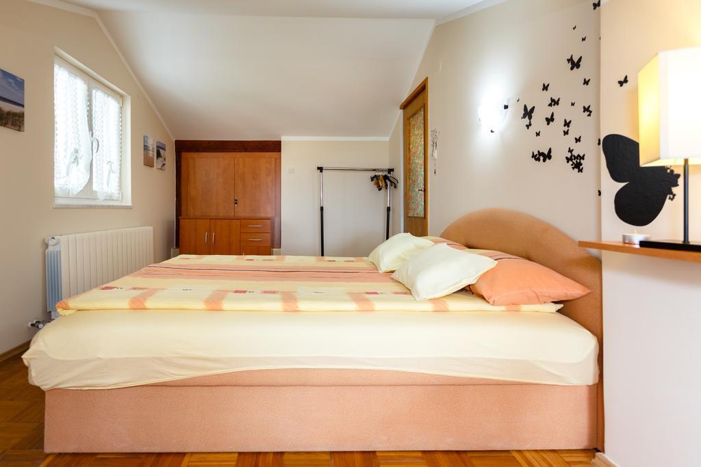 Elizabet Apartment *